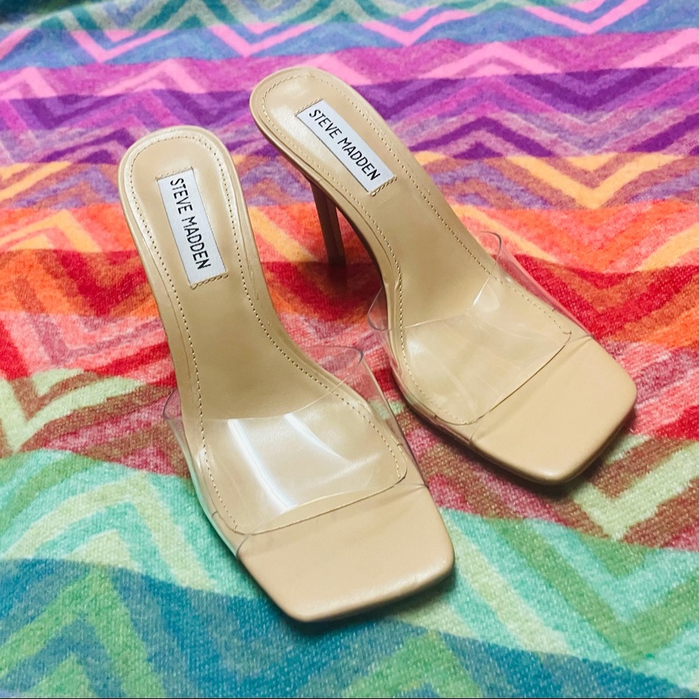 Steve Madden Signal
